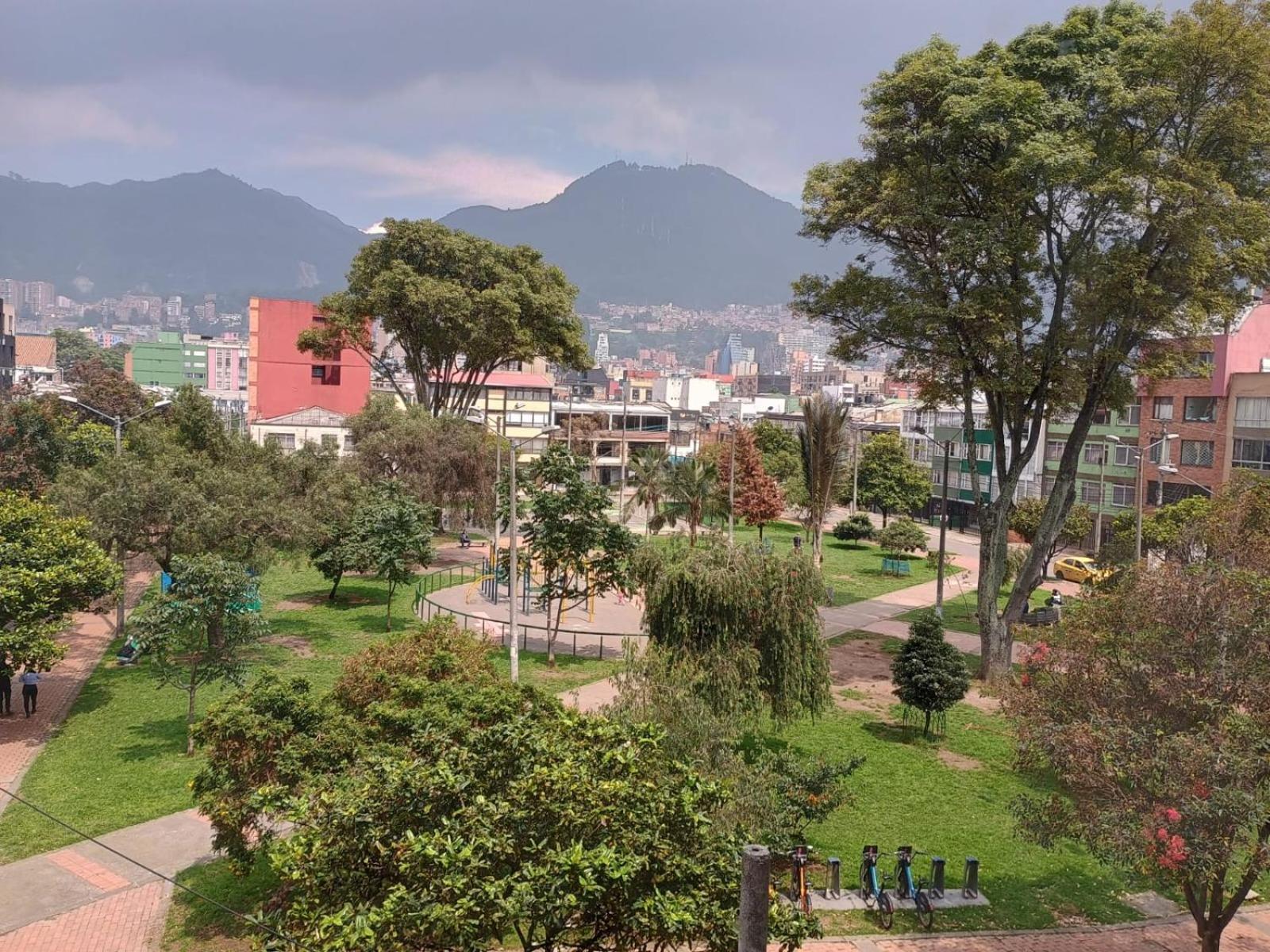 Hoteles Bogota Inn Galerias エクステリア 写真